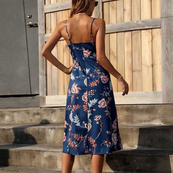 Boho Floral Tropical Print Slit Leg Satin Cami Dress - Picture 4 of 4